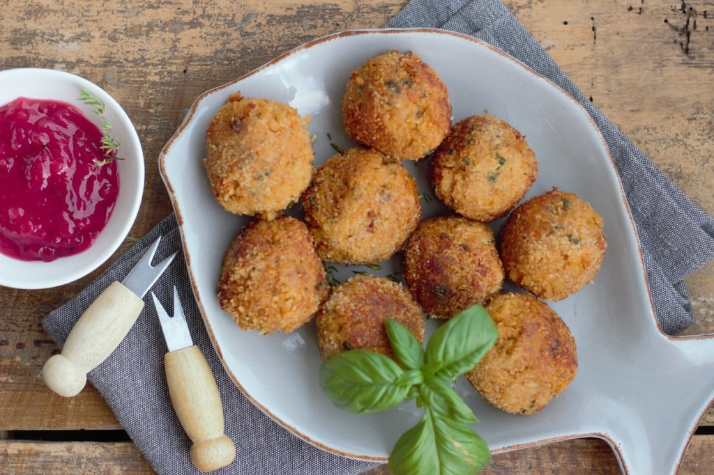 Classic Cheesy Party Sausage Balls Recipe